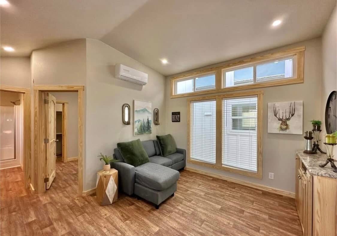 MINI CARDINAL - Image 3